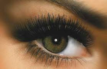 Kirpik Makyajı Nasıl Yapılır?
